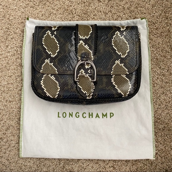 longchamp amazone python